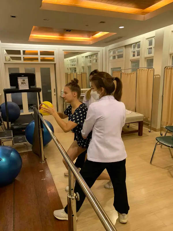 Șase tratamente cu celule stem pentru surorile diagnosticate cu ataxie